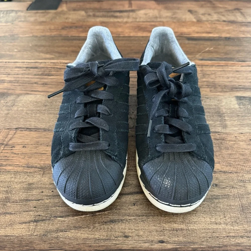 adidas superstar black
